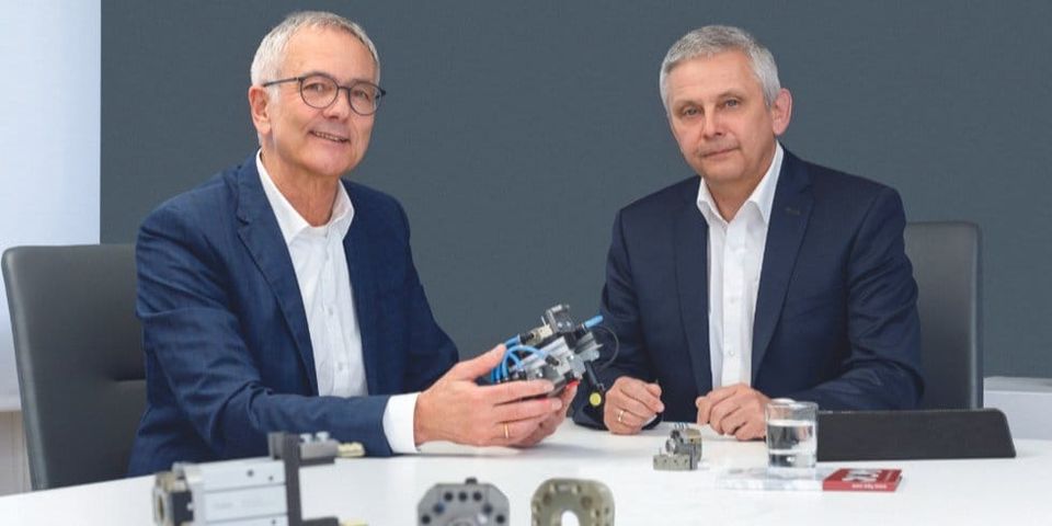 Stäubli’s latest foray into end-of-arm-tooling makes for data-driven production