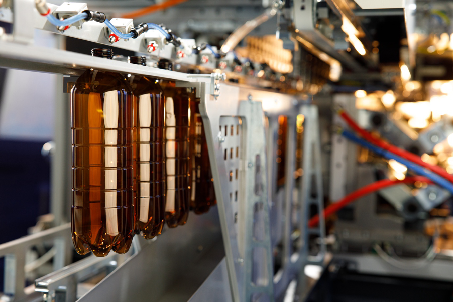 Blow moulding goes green with PET Technologies