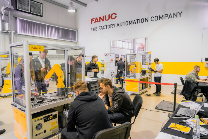 FANUC UK seeks the next young robotics superstar