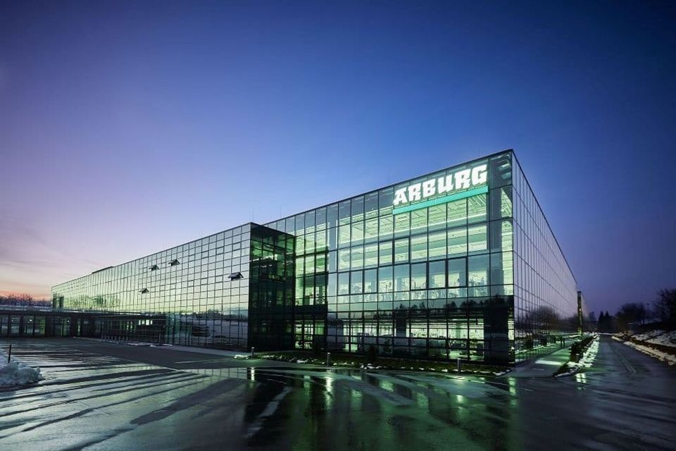 ARBURG withdraws from additive manufacturing