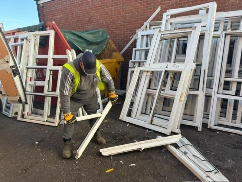 Island Windows teams up with REHAU Recycling to reduce landfill on the Isle of Wight