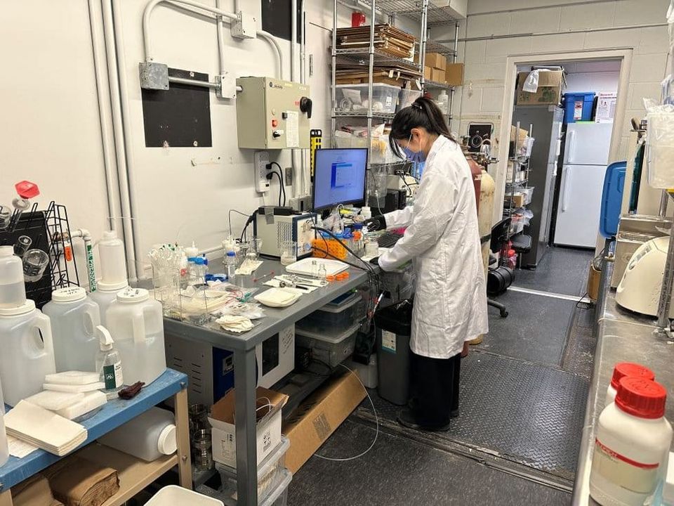 Researchers from the University of Waterloo turn plastic waste into vinegar