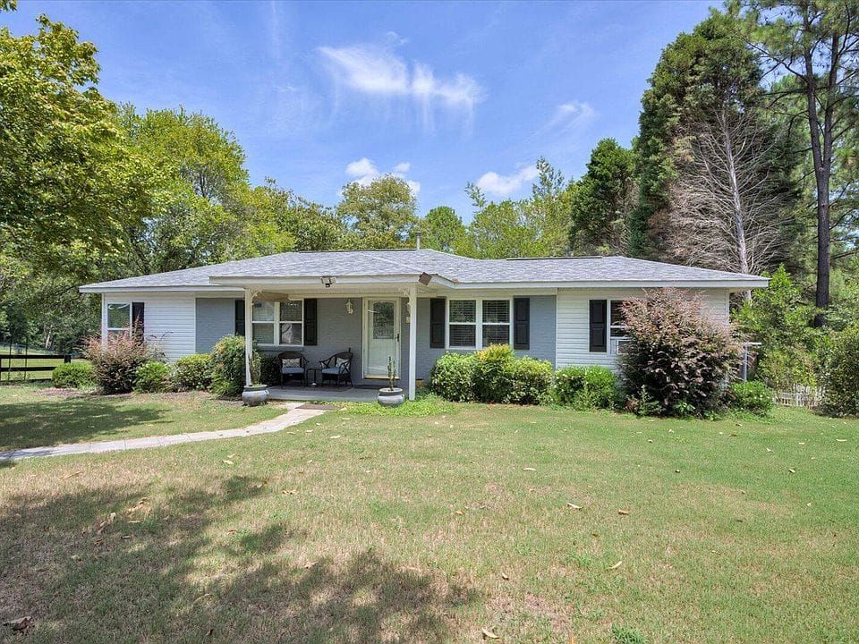 How to Sell a House in Bethesda Without Getting Lost in Prep Work
