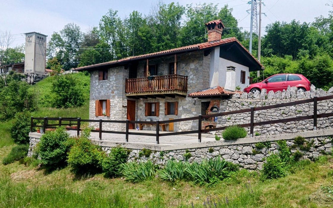 Natursteinhaus mit Südterrasse & Pizzaofen in Friaul für 122.000€