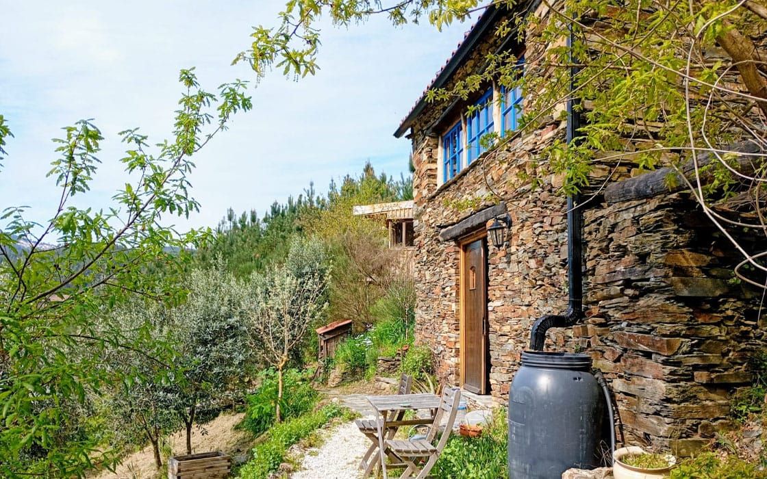Natursteinhaus mit eigener Wasserquelle bei Coimbra für 99.000€