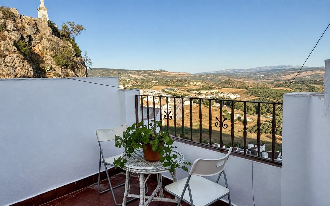 Dorfhaus mit atemberaubender Dachterrasse in Andalusien für 72.000€
