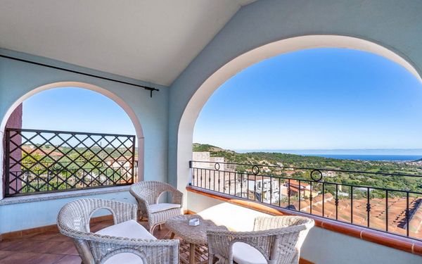 Traumhaftes Apartment mit Meerblick-Veranda auf Sardinien für 190.000€