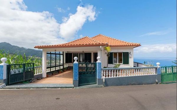 Panorama-Wohnung mit Ozeanblick auf Madeira für 255.000€