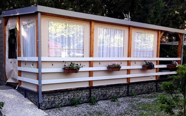 Chalet mit großer Veranda am Comer See für 35.000€