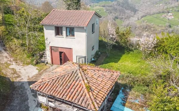 Landhäuschen mit historischem Hórreo in Asturien für 59.900€
