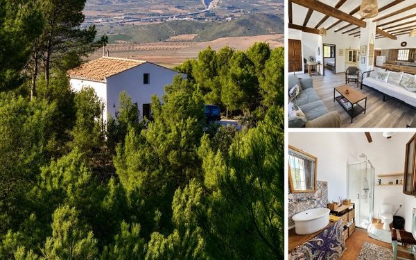 Autarkes Landhaus mit 19 Hektar Naturgrundstück in Alicante für 149.995€