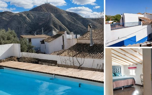 Dorfhaus mit Pool & fünf Sonnenterrassen in Andalusien für 88.000€