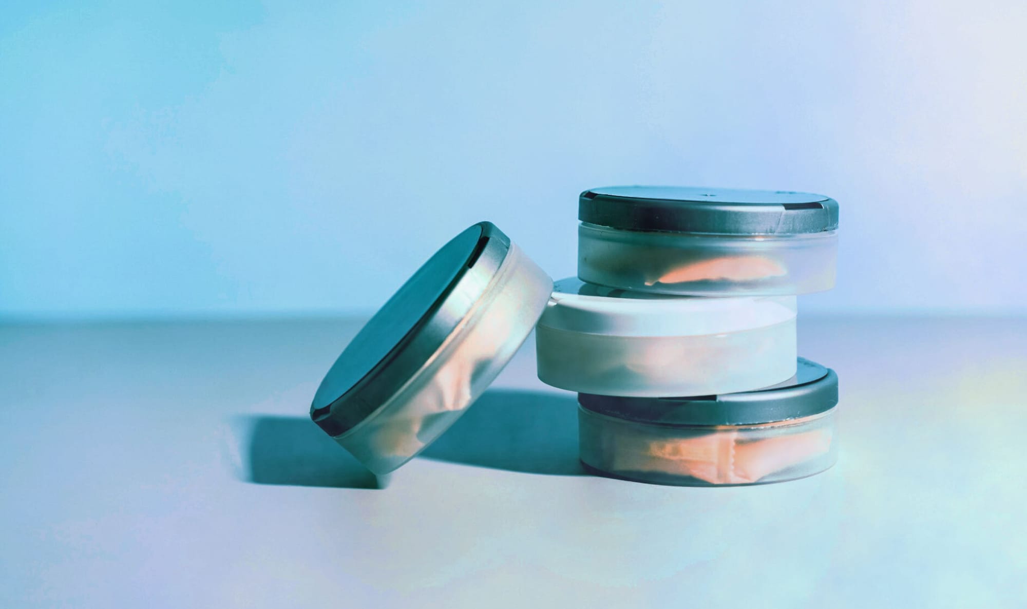 "Everyone Zyns now": What NYC's online conversations reveal about nicotine pouch culture