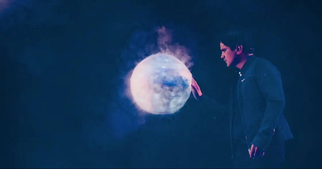 Jason Bishop: Mysterious Poetry  on the Stage