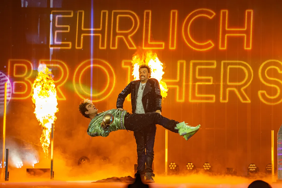 The Ehrlich Brothers Tour USA with Diamonds: The Mind-Blowing Magic Show