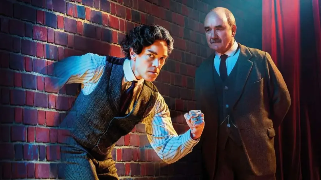 Houdini and Sir Arthur Conan Doyle Featured in Magic Show