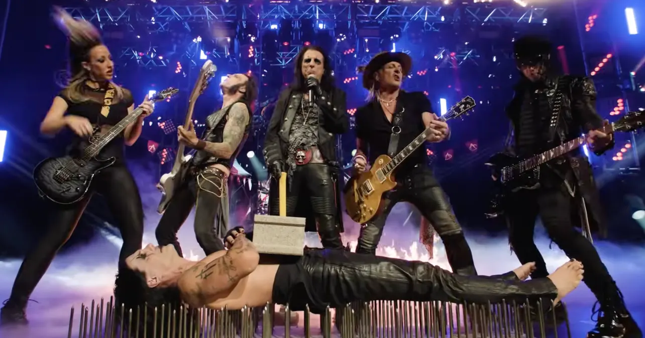 Criss Angel and Alice Cooper’s Nightmarish Event