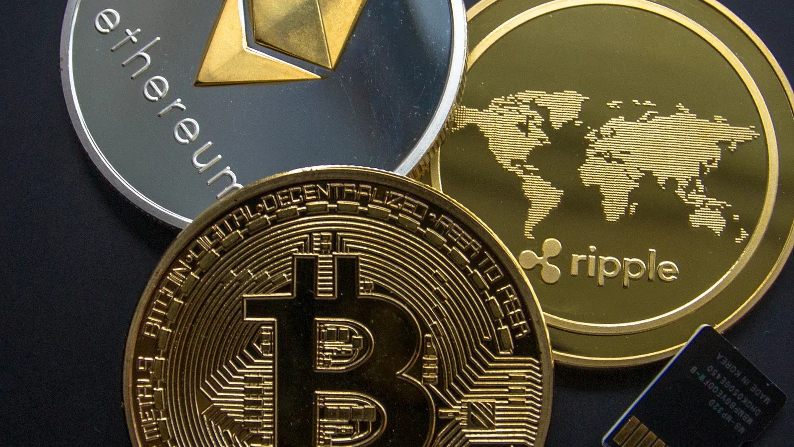 From Growth Illusions to Real Cash Flow: When Token Buybacks Become Altcoins' Universal Exit Strategy