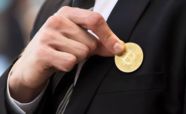 Chinese Intelligence Officers "Bribe" with Bitcoin to Steal US National Secrets