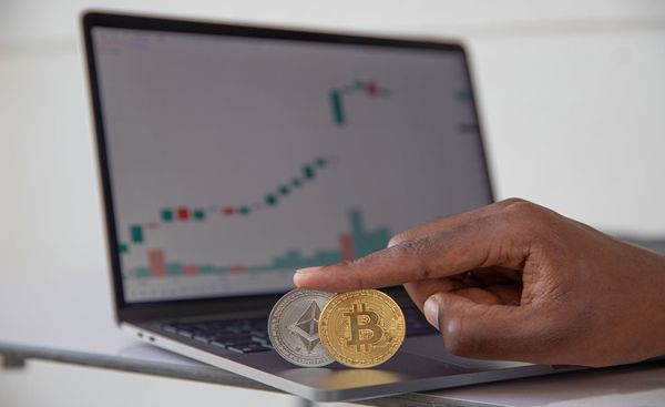Thị Trường Crypto Đang Theo Dõi Điều Gì?