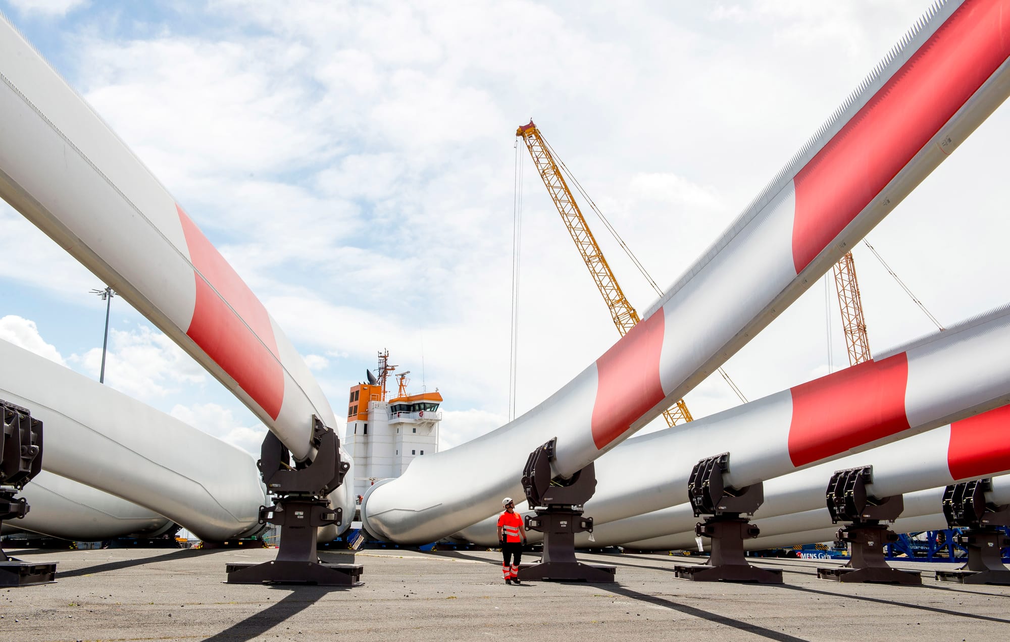 Transport of Siemens Gamesa RecyclableBlades for wind turbines