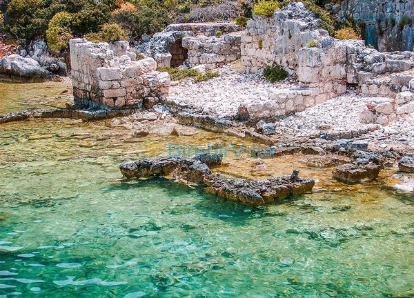 Kekova Batık Şehir ve Tekne Turları: Turkuaz Sular Altında Saklı Tarihi Keşfedin