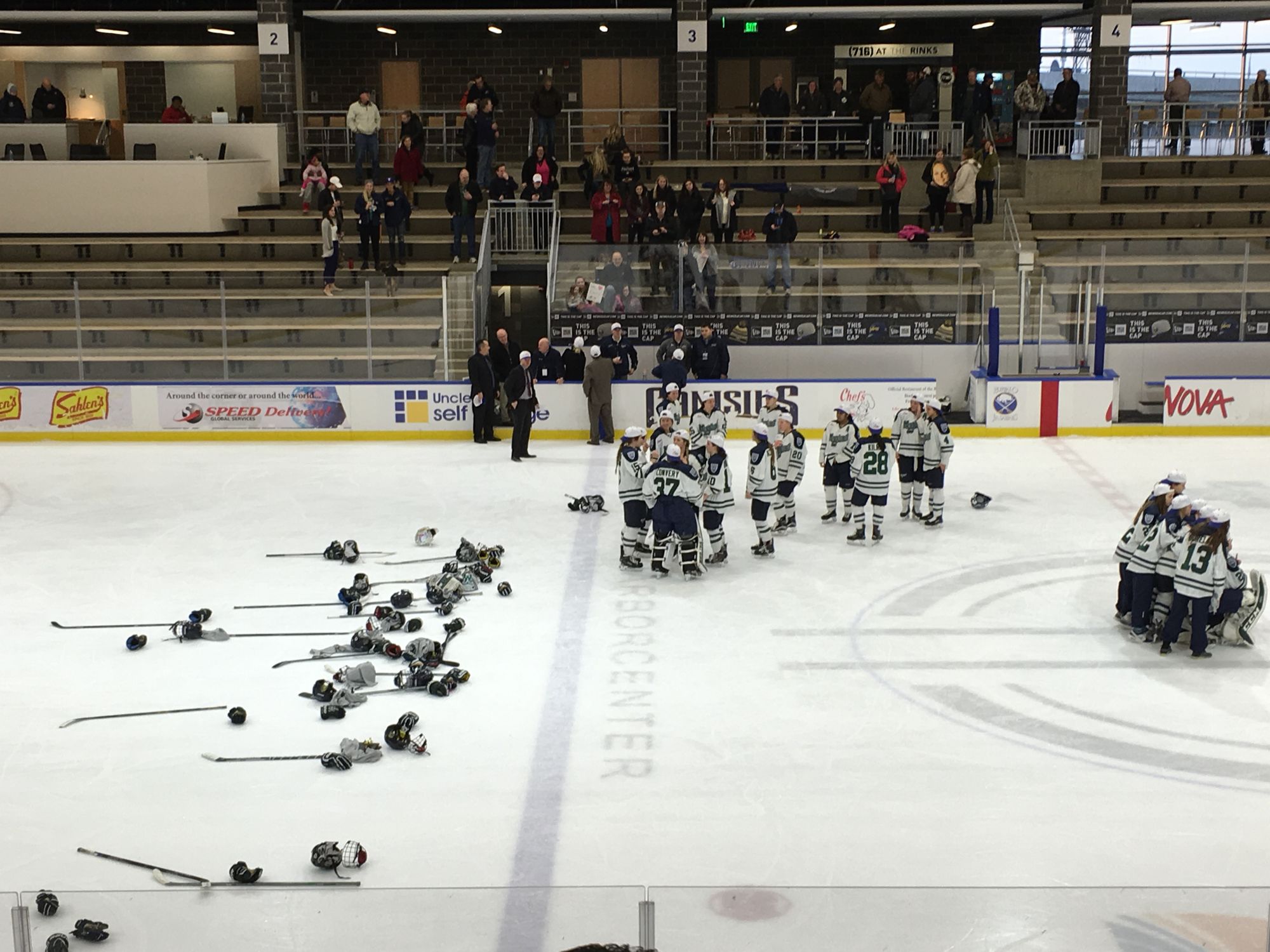 Mercyhurst Captures 2016 CHA Championship