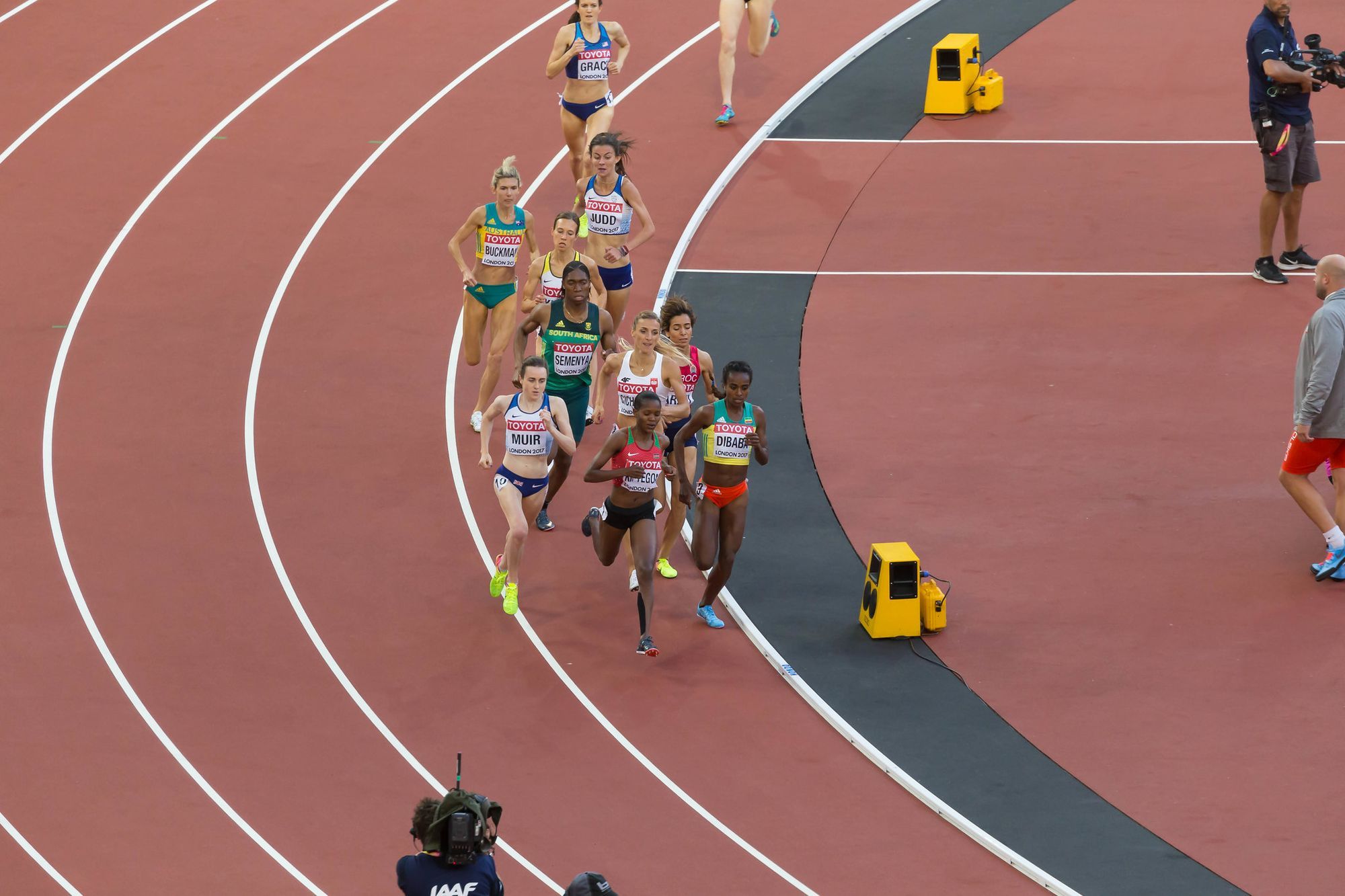 Faith Kipyegon running a 1500 meter event in London in 2017 (photographer: Marco Verch)