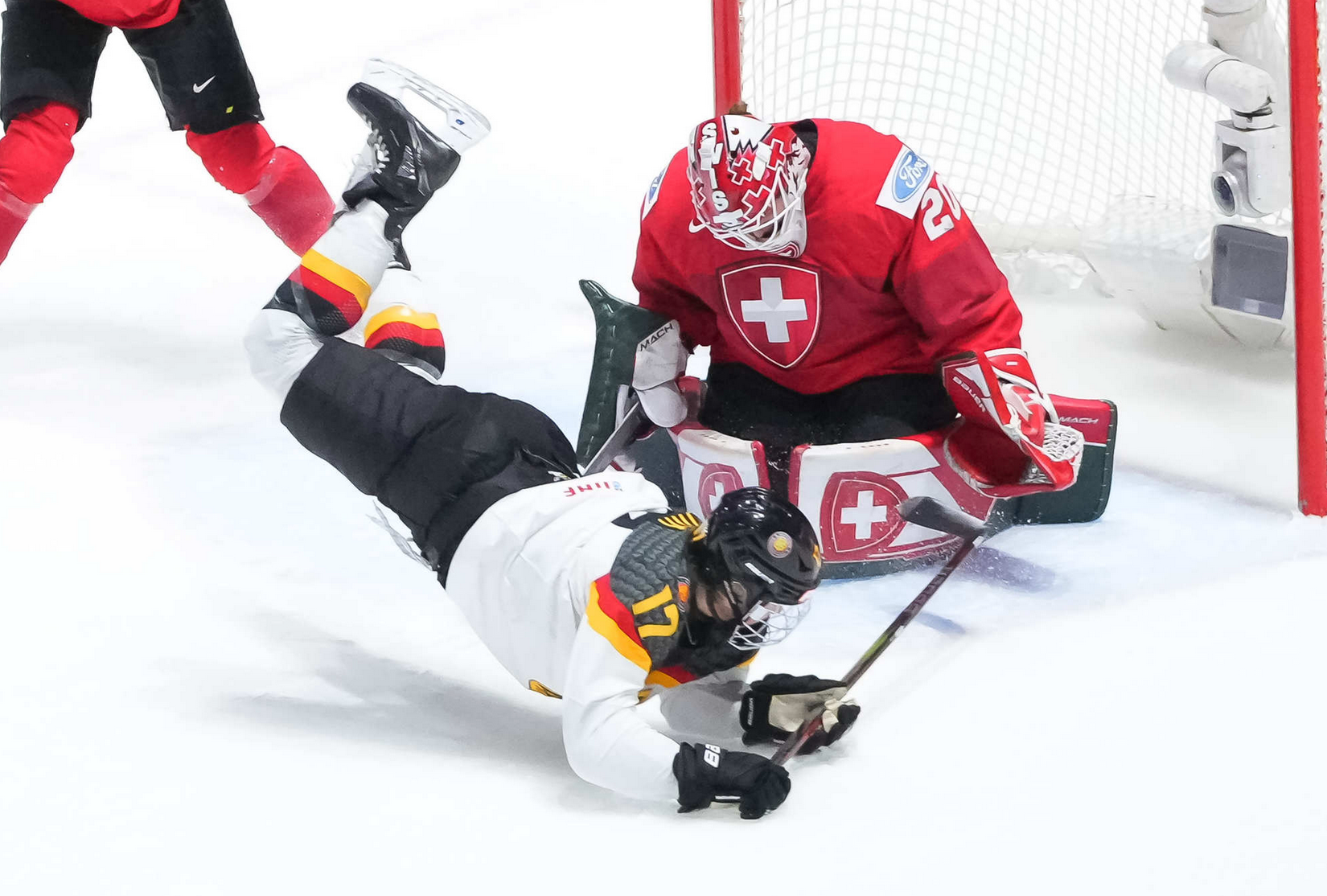 2024 IIHF Women's World Championship: Placement and Semifinals