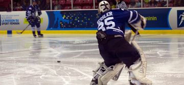 CWHL: Christina Kessler Prepares to Stop Les Canadiennes