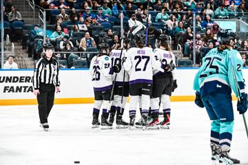 Don't Look Down: Minnesota 2, New York 0