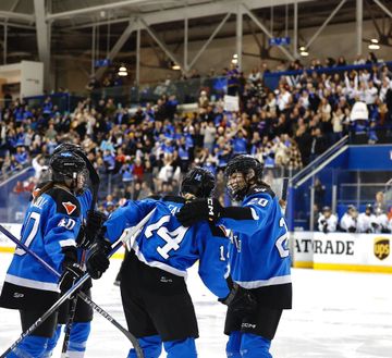 Toronto's Eleven: Toronto 2, Boston 1