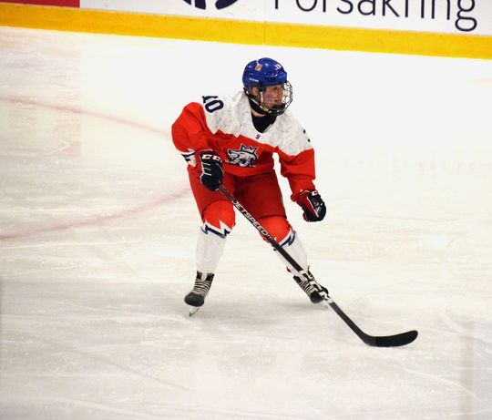 Czechia's Adéla Šapovalivová Plays and Shines at All Levels