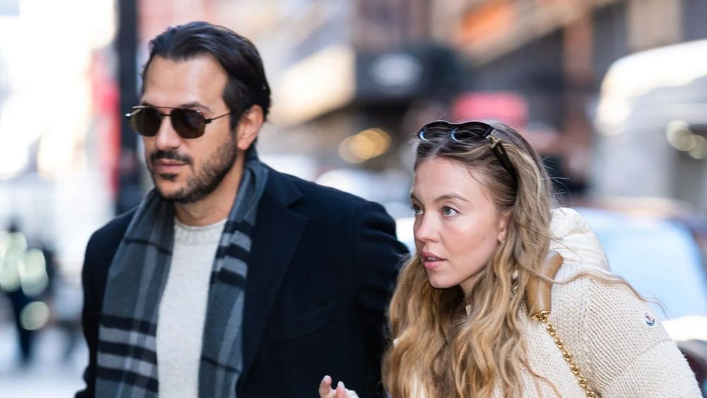 Sydney Sweeney Calls Off Wedding to Jonathan Davino, Sparking Global Cheers from Men post image