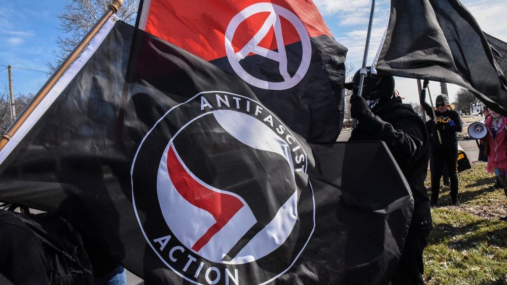 Trump Signals Move to Label Antifa a Foreign Terrorist Organization post image