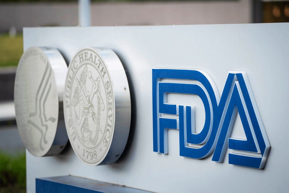 FDA Commissioner Declares Pfizer's mRNA Flu Vaccine a Failure in Key Trial Group post image