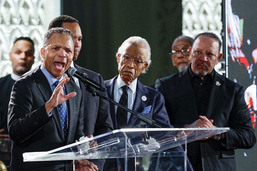 Jesse Jackson Jr. Rebukes Former Presidents at Father's Memorial: 'Three U.S. Presidents Who Do Not Know Jesse Jackson' post image