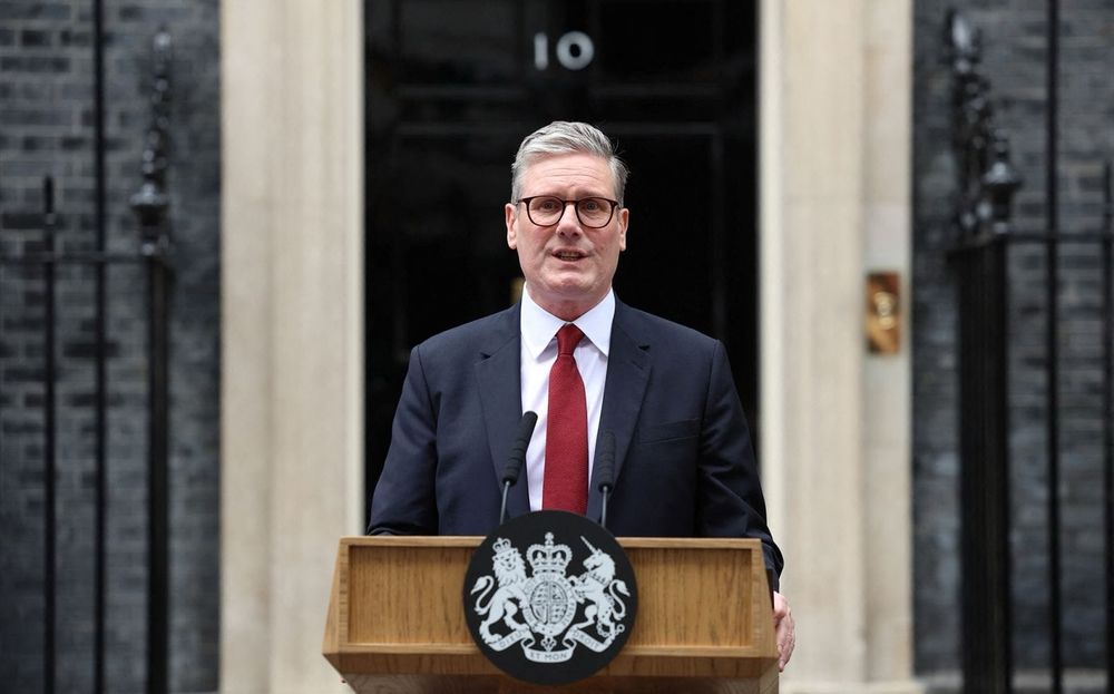 UK Government to Ban Under-16s from Social Media, Starmer Announces post image