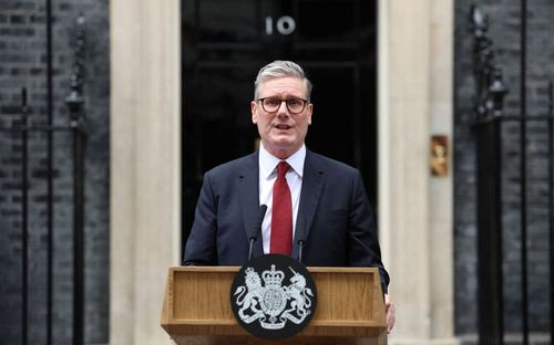 UK Government to Ban Under-16s from Social Media, Starmer Announces post image