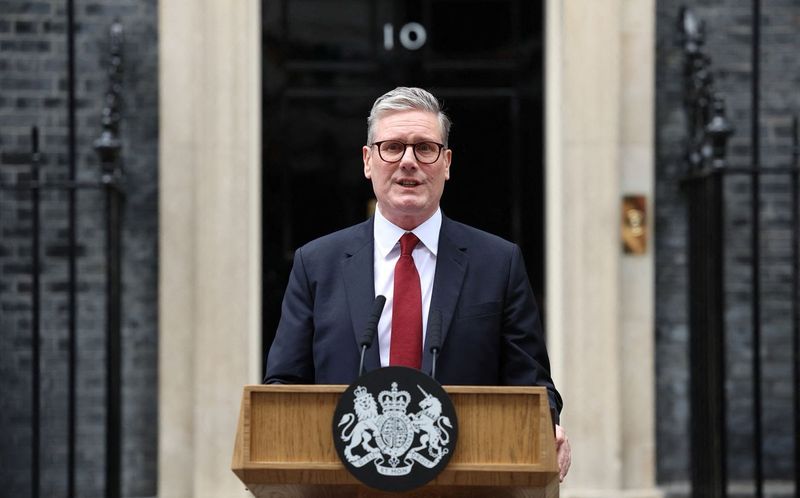 UK Government to Ban Under-16s from Social Media, Starmer Announces post image