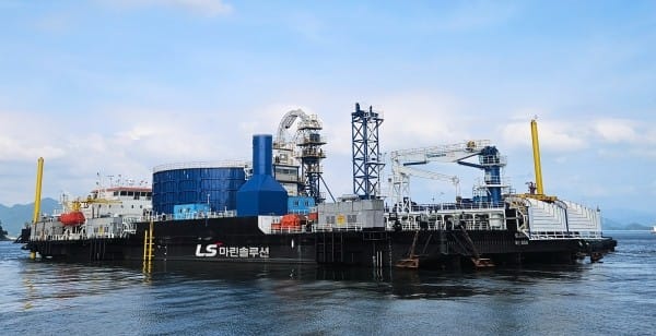 LS Marine Solution' submarine cable laying vessel 'GL2030'.