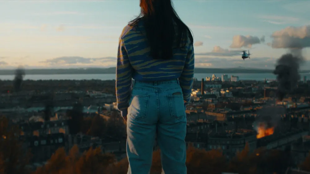 "Behind" Turns a Butt-Dial Apocalypse Into Comedy, Horror, and Sci-Fi