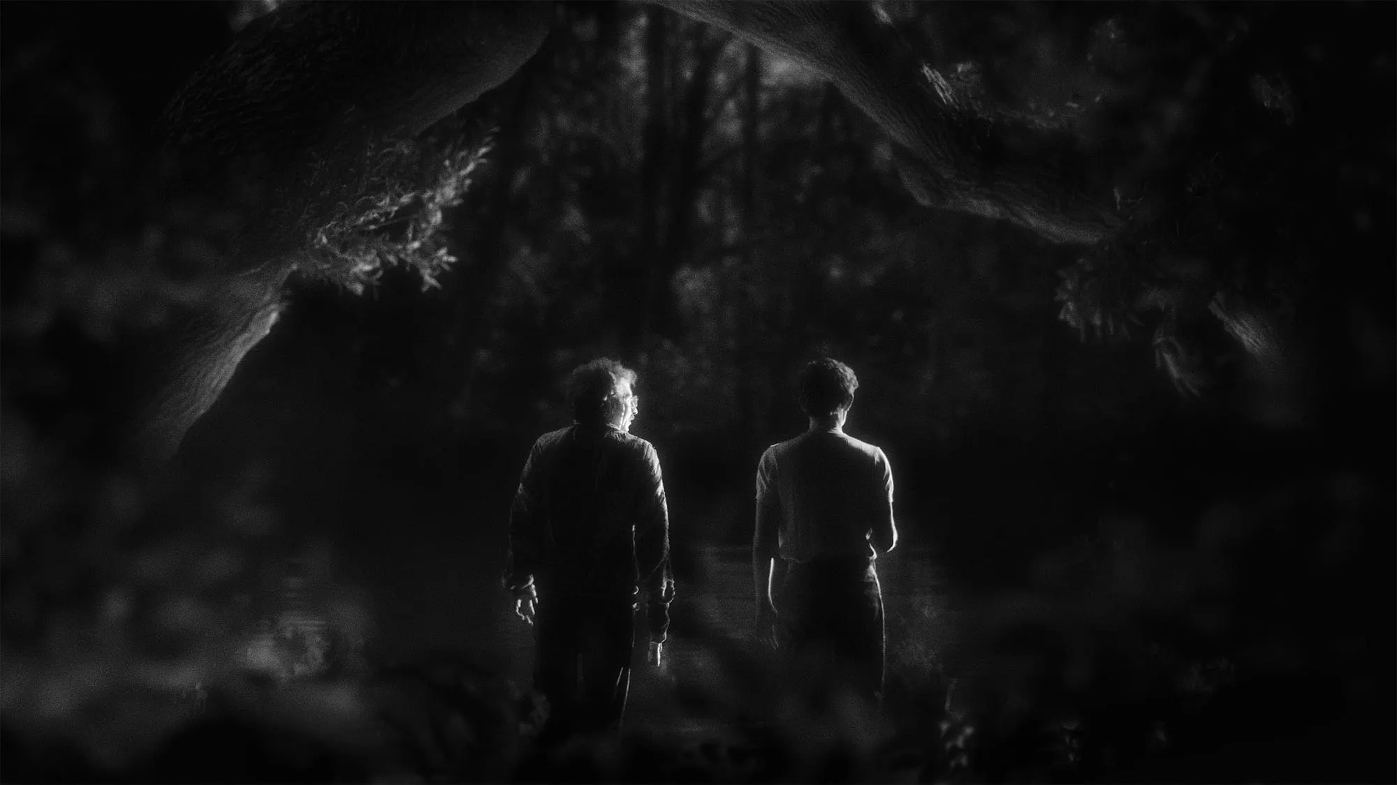"The Smother" Turns Friendship Into a Horror Story