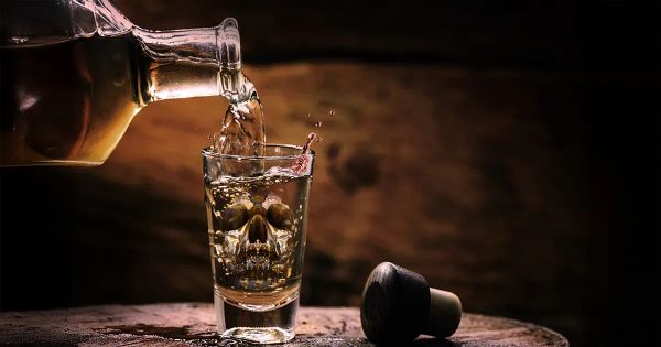 El daño silencioso detrás de este hábito está alimentando cáncer, demencia e inflamación crónica