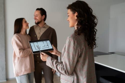 Independent Buyers Gain Confidence Through Digital Real Estate Tools