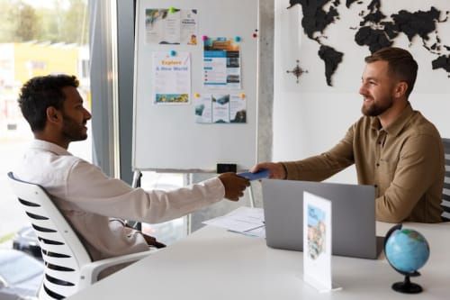 A La Carte Agent Options Expand Access to Local Expertise