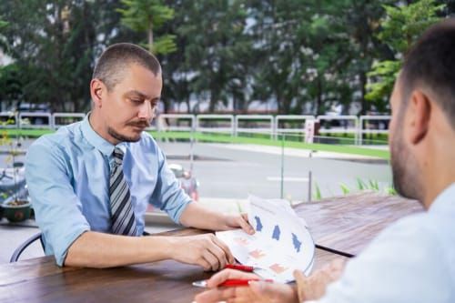 The Benefits of Working With a Brokerage Specializing in Lakefront Listings