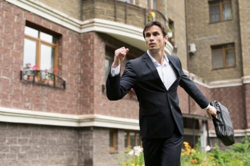 The Benefits and Risks of Skipping a Buyer’s Agent