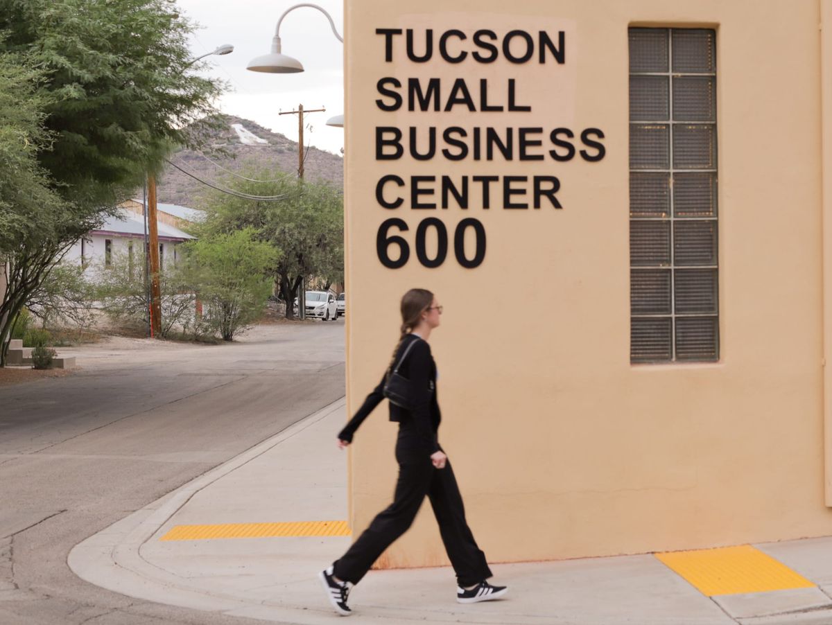 Nuevo centro de Tucson apoya a emprendedores y genera debate