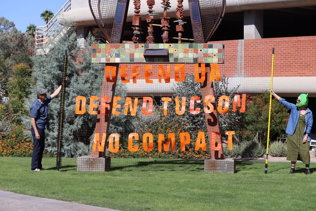 Crece organización en campus mientras UA evalúa pacto